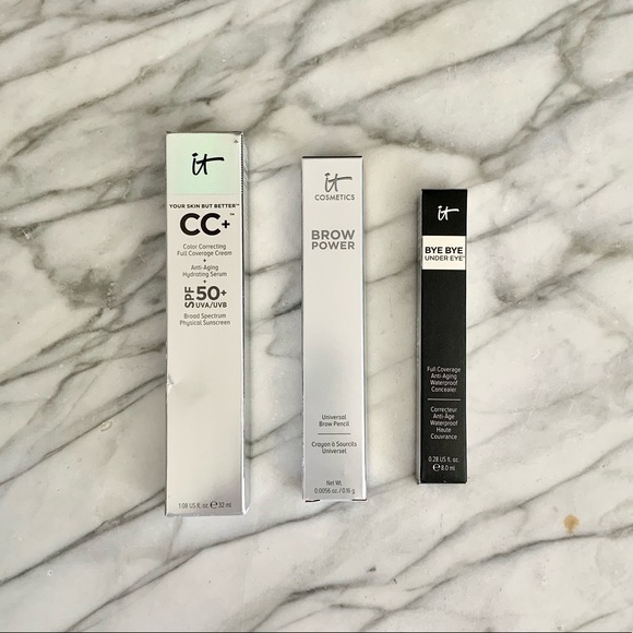 It Cosmetics Bundle (Medium Complexion) - Picture 1 of 12